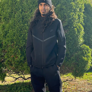 Meet your Posher, Hesinsan3